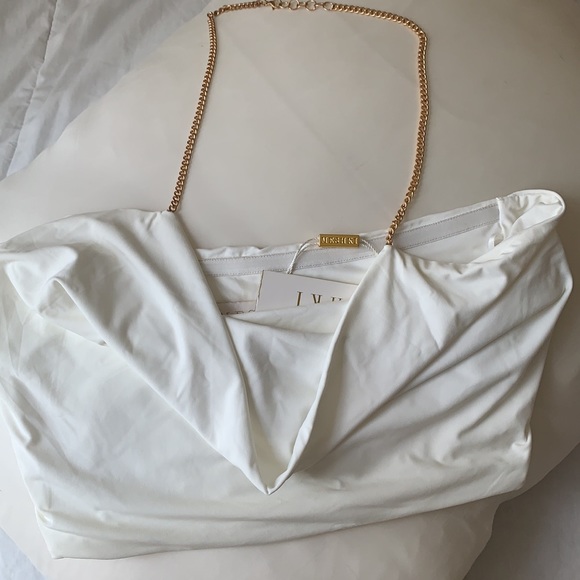 NWT Meshki White Cowl Neck Gold Chain Halter Crop - Picture 9 of 10